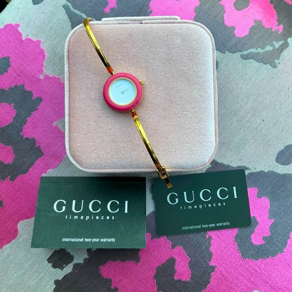 Gucci bangle watch with beautiful faces❤️💚💙🤍🧡 - Picture 2 of 15